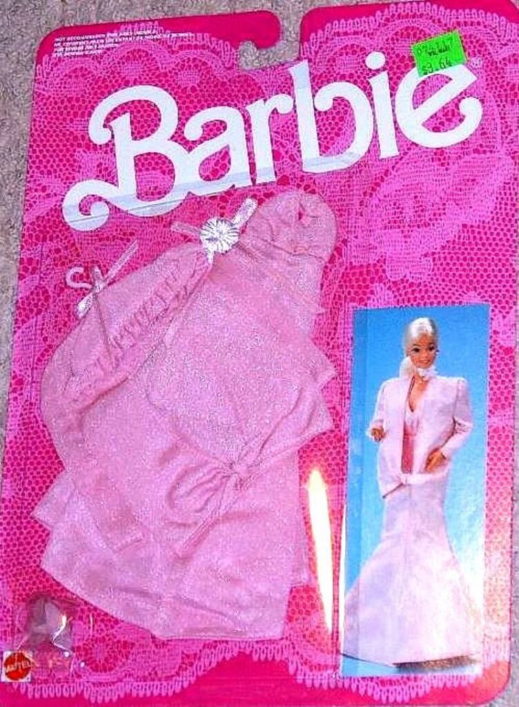 Barbie Fashion Frills Lingerie