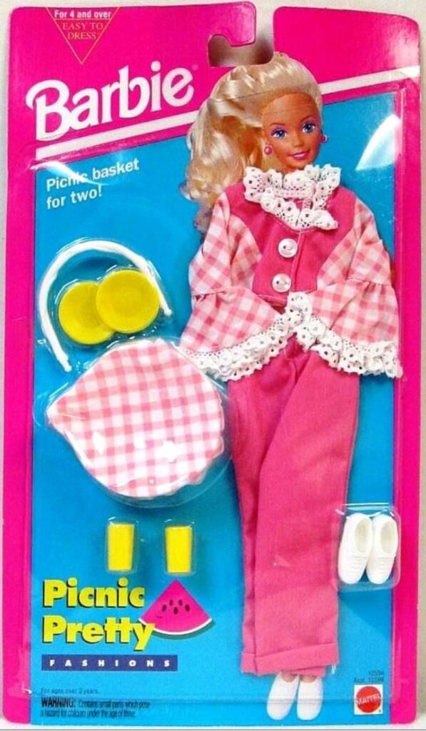 Barbie Picnic Pretty Fashions and Accessories