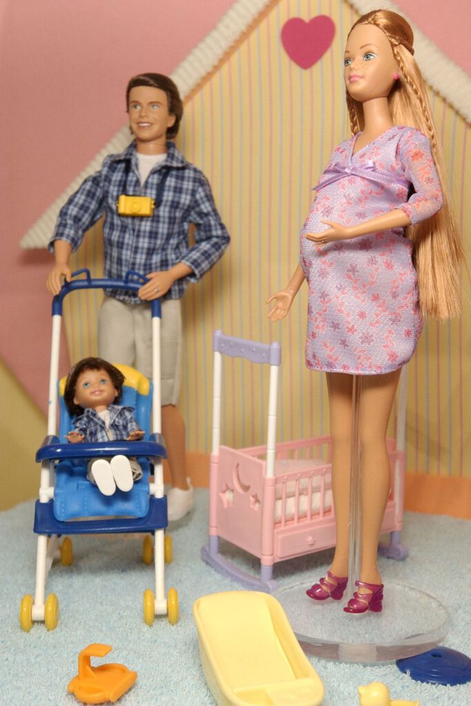 Barbie Happy Family Pregnant Midge & Baby